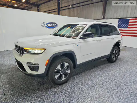 1C4RJYB69RC117754 — 2024 Jeep Grand Cherokee, Задняя часть, фото до ремонта