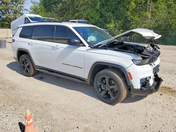 1C4RJKBG5R8503306 — 2024 Jeep Grand Cherokee, фото 4 с аукциона Copart, Передняя часть