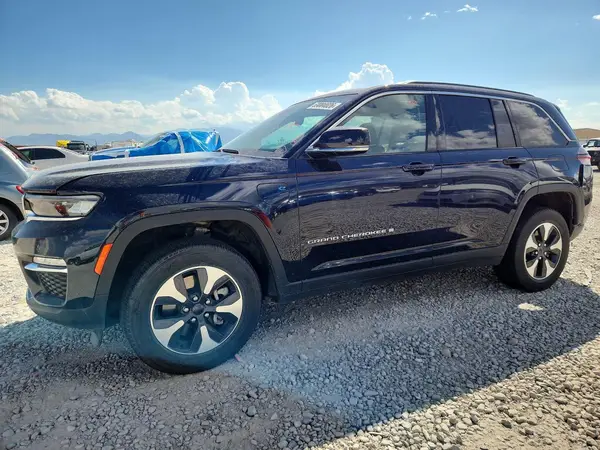 1C4RJYB6XR8958114 — 2024 Jeep Grand Cherokee, Задняя часть (Rear End), фото до ремонта
