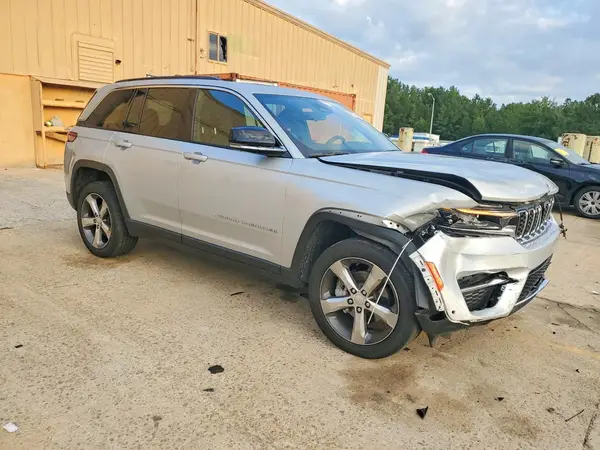 1C4RJHBG4RC260460 — 2024 Jeep Grand Cherokee, фото 4 с аукциона Copart, Передняя часть
