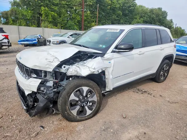 1C4RJYB63RC146229 — 2024 Jeep Grand Cherokee, Передняя часть (Front End), фото до ремонта