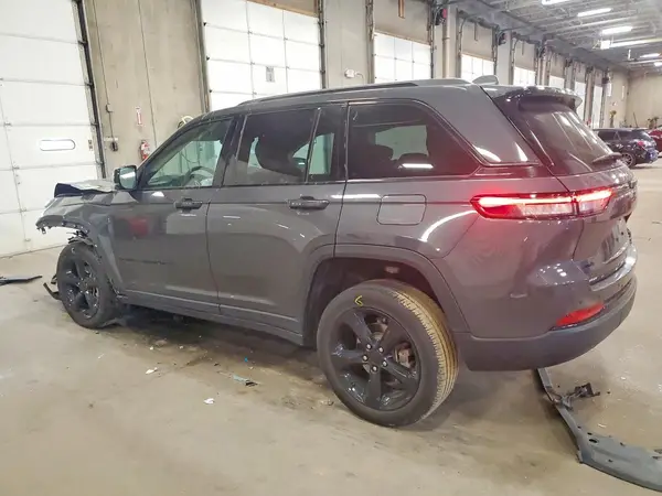 1C4RJHAG1RC160334 — 2024 Jeep Grand Cherokee, фото 2 с аукциона Copart, Передняя часть