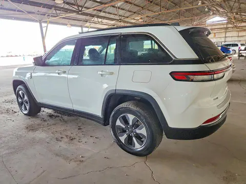 2024 Jeep Grand Cherokee VIN 1C4RJYB6XR8520371 фото 2