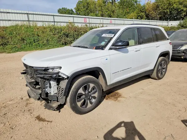 1C4RJYB63RC129589 — 2024 Jeep Grand Cherokee, Передняя часть (Front End), фото до ремонта