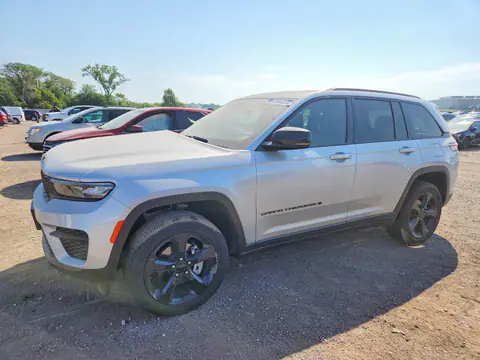 1C4RJHAG4S8804319 — 2025 Jeep Grand Cherokee, Передняя часть (Front End), фото до ремонта