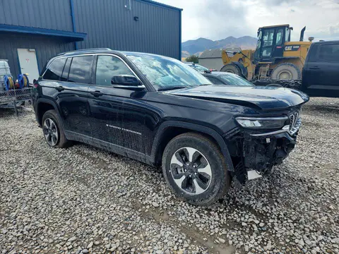 2025 Jeep Grand Cherokee VIN 1C4RJYB6XS8692423 фото 4