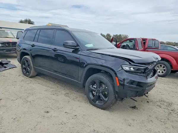 1C4RJKAG8S8755445 — 2025 Jeep Grand Cherokee, фото 4 с аукциона Copart 29.09.2026, Передняя часть