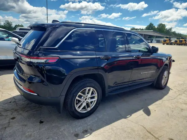 1C4RJHAG3S8644482 — 2025 Jeep Grand Cherokee, фото 3 с аукциона Copart, Передняя часть