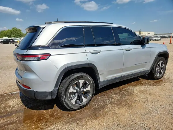 1C4RJYB64S8700998 — 2025 Jeep Grand Cherokee, фото 3 с аукциона Copart 28.09.2026, Боковая часть