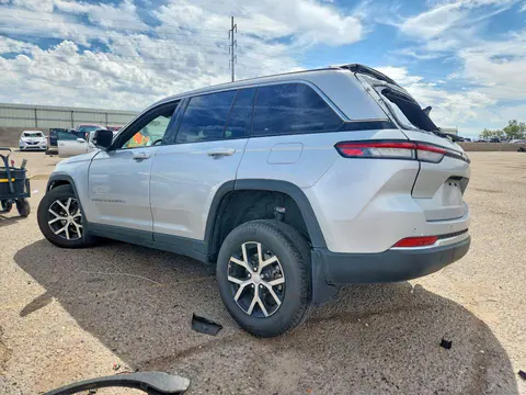 2025 Jeep Grand Cherokee VIN 1C4RJGBG7SC307979 фото 2