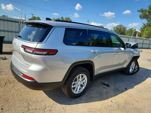 1C4RJJAG9S8676294 — 2025 Jeep Grand Cherokee, фото 3 с аукциона Copart, Передняя часть