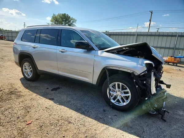 1C4RJJAG9S8676294 — 2025 Jeep Grand Cherokee, фото 4 с аукциона Copart, Передняя часть