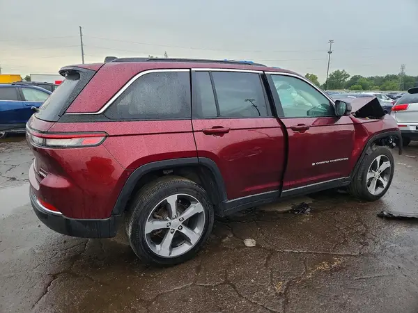 1C4RJHBG1SC318529 — 2025 Jeep Grand Cherokee, фото 3 с аукциона Copart, Передняя часть