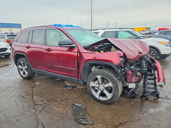 1C4RJHBG1SC318529 — 2025 Jeep Grand Cherokee, фото 4 с аукциона Copart, Передняя часть