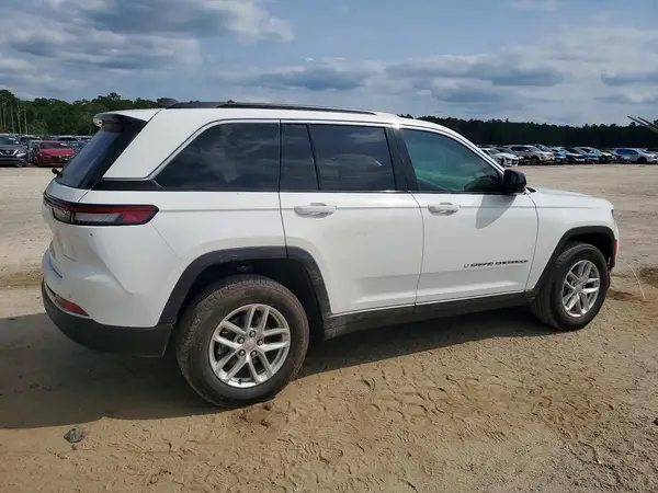 1C4RJGAG5SC323020 — 2025 Jeep Grand Cherokee, фото 3 с аукциона Copart, Передняя часть