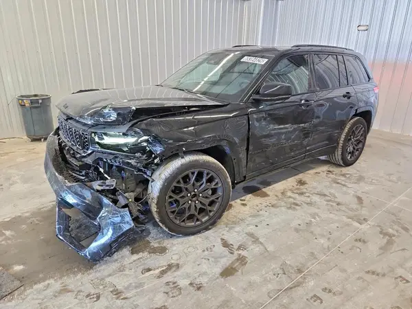 1C4RJHEG3S8768844 — 2025 Jeep Grand Cherokee, Передняя часть (Front End), фото до ремонта