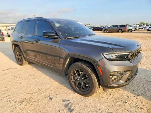 1C4RJHAG7SC282315 — 2025 Jeep Grand Cherokee, фото 4 с аукциона Copart, Град