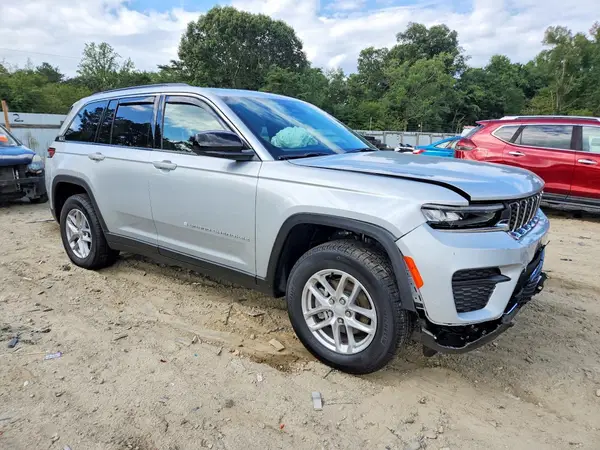 1C4RJHAG8SC350699 — 2025 Jeep Grand Cherokee, фото 4 с аукциона Copart, Передняя часть