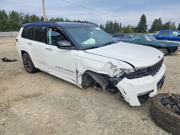 1C4RJKEGXS8748247 — 2025 Jeep Grand Cherokee, фото 4 с аукциона Copart, Передняя часть
