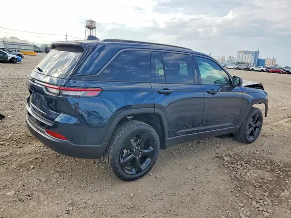 1C4RJHBR9T8606207 — 2026 Jeep Grand Cherokee, фото 3 с аукциона Copart, Передняя часть