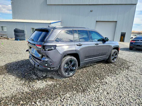 2026 Jeep Grand Cherokee VIN 1C4RJHBRXTC221686 фото 3