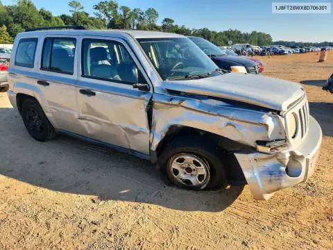 1J8FT28WX8D706301 — 2008 Jeep Liberty (Patriot), фото 4 с аукциона Copart, Передняя часть
