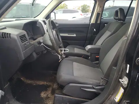 1J8FF28W68D547655 — 2008 Jeep Liberty (Patriot), фото 7 с аукциона Copart, Передняя часть
