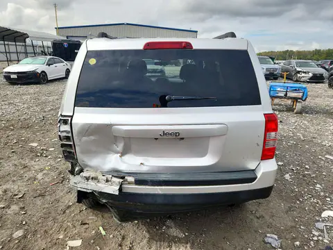 1J4NT1GB4BD252513 — 2011 Jeep Liberty (Patriot), Ходовая часть, фото до ремонта