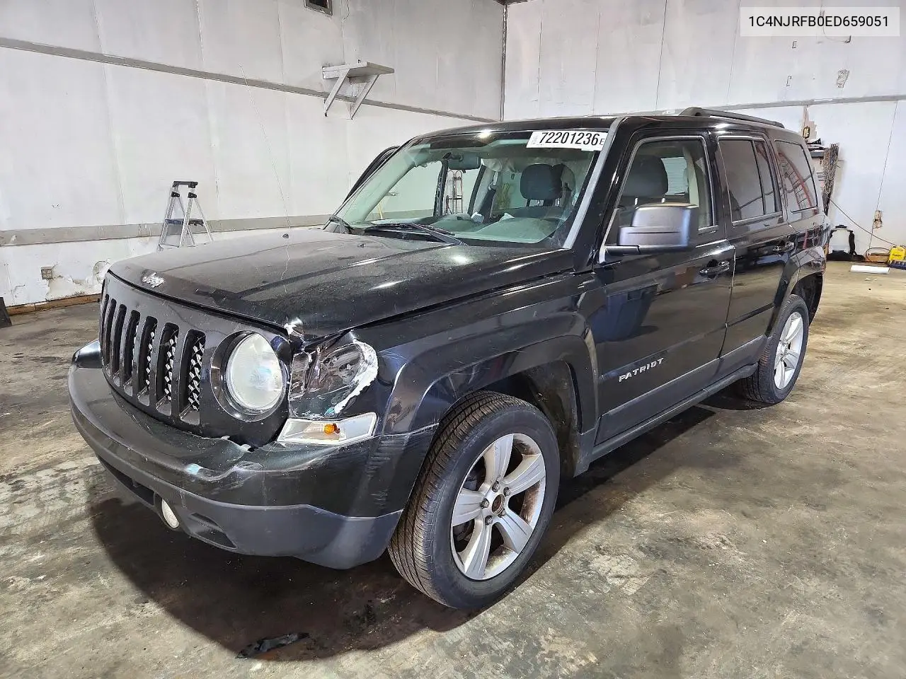 2014 Jeep Patriot Latitude VIN 1C4NJRFB0ED659051 фото 1