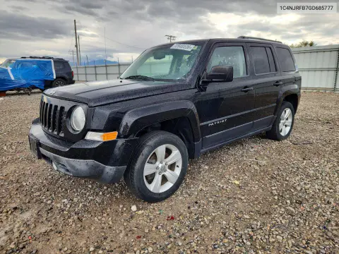 1C4NJRFB7GD685777 — 2016 Jeep Liberty (Patriot), Передняя часть, фото до ремонта
