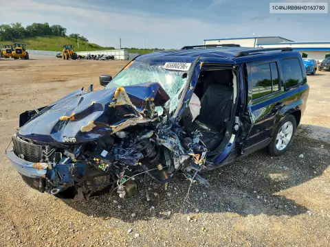 1C4NJRBB6HD163780 — 2017 Jeep Liberty (Patriot), Передняя часть, фото до ремонта
