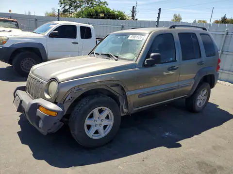 1J4GL48K94W322460 — 2004 Jeep Liberty, Передняя часть (Front End), фото до ремонта