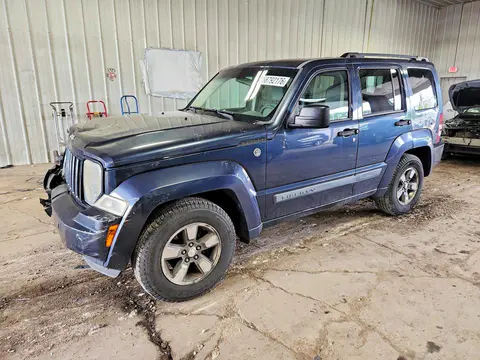 1J8GN28K98W226959 — 2008 Jeep Liberty, Передняя часть (Front End), фото до ремонта