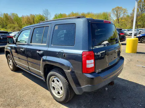 2014 Jeep Patriot VIN 1C4NJPBB4ED692452 фото 2