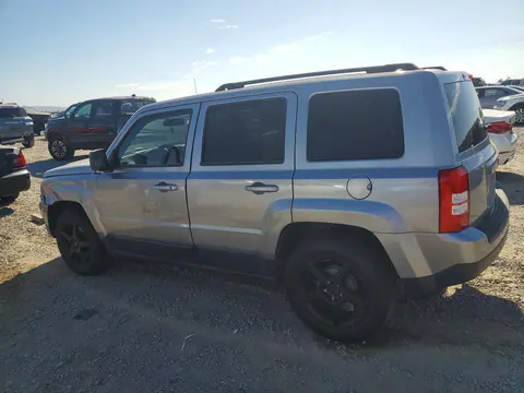 2014 Jeep Patriot VIN 1C4NJPBAXED769459 фото 2
