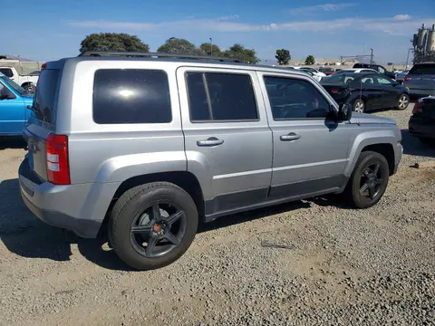 2014 Jeep Patriot VIN 1C4NJPBAXED769459 фото 3