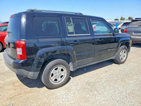 2014 Jeep Patriot VIN 1C4NJRBB0ED523296 фото 3