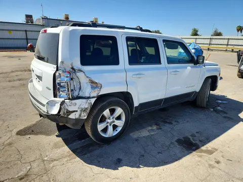 2014 Jeep Patriot VIN 1C4NJPFA0ED529170 фото 3