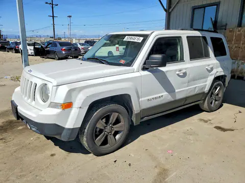 1C4NJPFAXFD126525 — 2015 Jeep Patriot, Боковая часть (Side), фото до ремонта