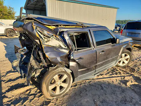 2015 JEEP PATRIOT VIN 1C4NJRFB2FD269554 фото 3