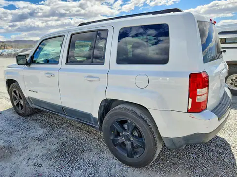 1C4NJPBA8FD191217 — 2015 Jeep Patriot, фото 2 с аукциона Copart 14.10.2026, Задняя часть