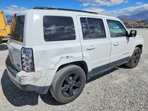 1C4NJPBA8FD191217 — 2015 Jeep Patriot, фото 3 с аукциона Copart 14.10.2026, Задняя часть