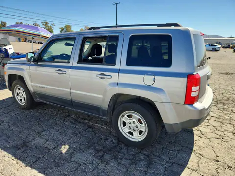 2015 Jeep Patriot VIN 1C4NJPBA0FD280571 фото 2