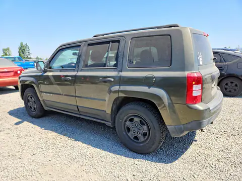 1C4NJPBA2GD561272 — 2016 Jeep Patriot, фото 2 с аукциона Copart 29.09.2026, Задняя часть