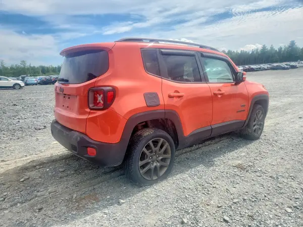 ZACCJBBT7GPC70957 — 2016 Jeep Renegade, фото 3 с аукциона Copart 14.10.2026, Механические повреждения