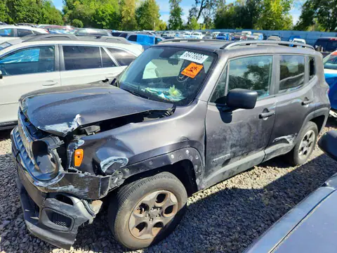 ZACCJBAB9HPF23240 — 2017 Jeep Renegade, Передняя часть (Front End), фото до ремонта