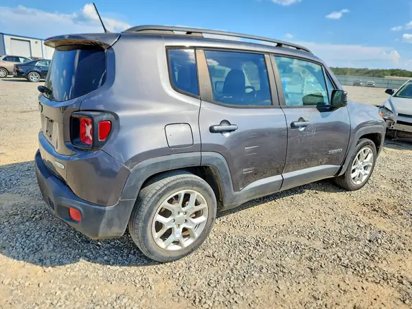 ZACCJABB0HPF57124 — 2017 Jeep Renegade, фото 3 с аукциона Copart, Механические повреждения