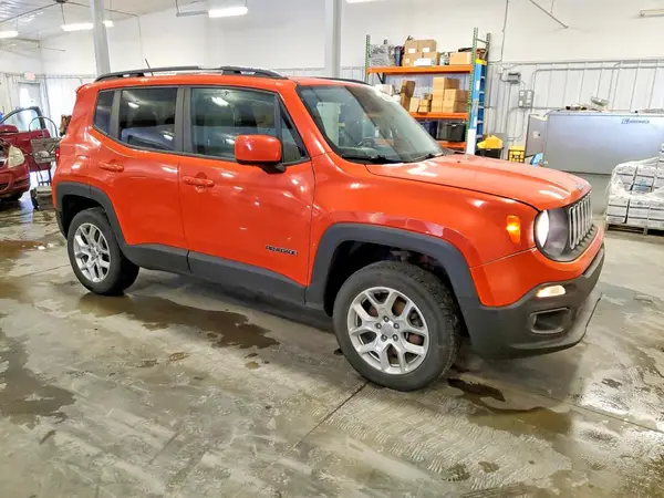 ZACCJBBBXHPG06772 — 2017 Jeep Renegade, фото 4 с аукциона Copart 05.10.2026, Задняя часть
