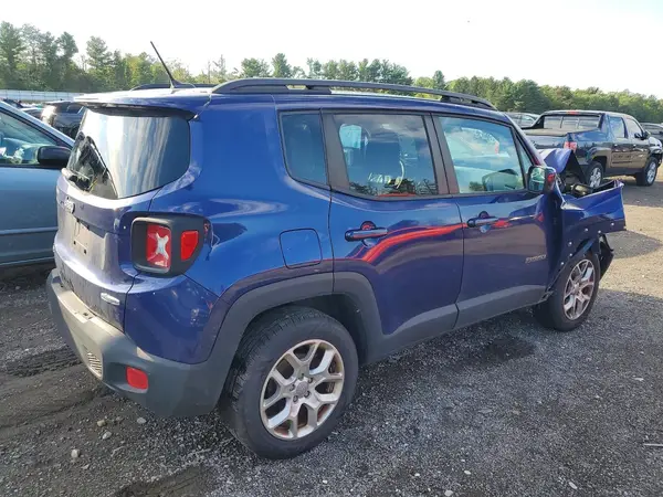 ZACCJBBB4HPF70562 — 2017 Jeep Renegade, фото 3 с аукциона Copart 12.10.2026, Передняя часть