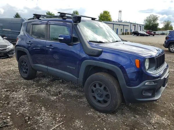 ZACCJBBB4HPE75001 — 2017 Jeep Renegade, фото 4 с аукциона Copart 12.10.2026, Передняя часть
